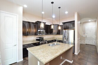 1522 E Hummingbird Way in Gilbert, AZ - Building Photo - Building Photo