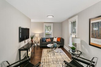 1525 Burr Oak Rd in Homewood, IL - Building Photo - Building Photo