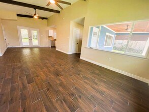 24514 Sunny Glen Dr in Huffman, TX - Building Photo - Building Photo