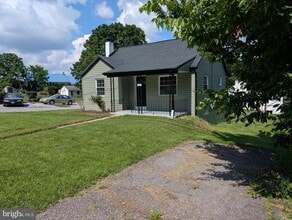 1422 S Potomac St in Hagerstown, MD - Foto de edificio - Building Photo