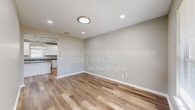 12383 Tropic Dr in Jacksonville, FL - Building Photo - Building Photo