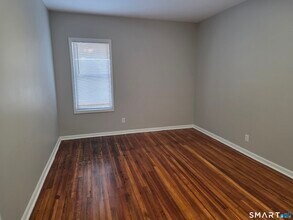 248 Bassett St in New Haven, CT - Building Photo - Building Photo