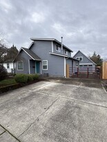 1250 Hill St SE in Albany, OR - Building Photo