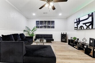 12814 Pandora Dr in Dallas, TX - Building Photo - Building Photo