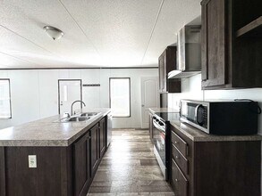 16206 Wood Dr in Channelview, TX - Building Photo - Building Photo