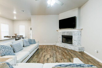 10407 Winfield Ave in Lubbock, TX - Foto de edificio - Building Photo