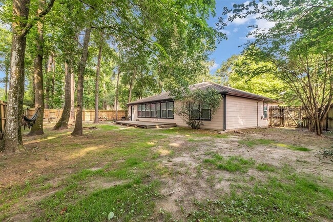 22038 Soft Pines Ct in Porter, TX - Building Photo - Building Photo