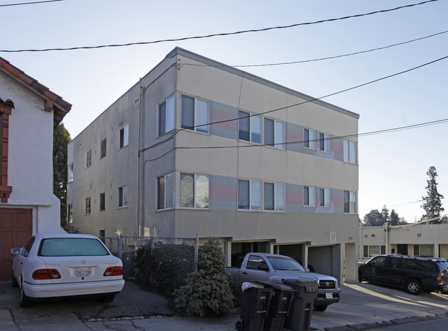 3520 Brighton Ave in Oakland, CA - Building Photo - Building Photo