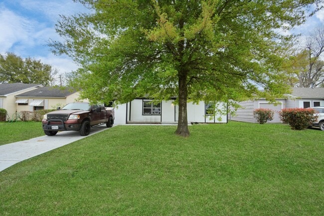 property at 9429 Fairland Dr