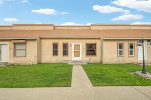 3700 83rd St in Galveston, TX - Building Photo
