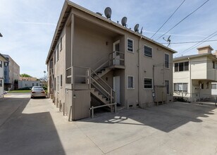 8537 Cashio St in Los Angeles, CA - Building Photo - Building Photo