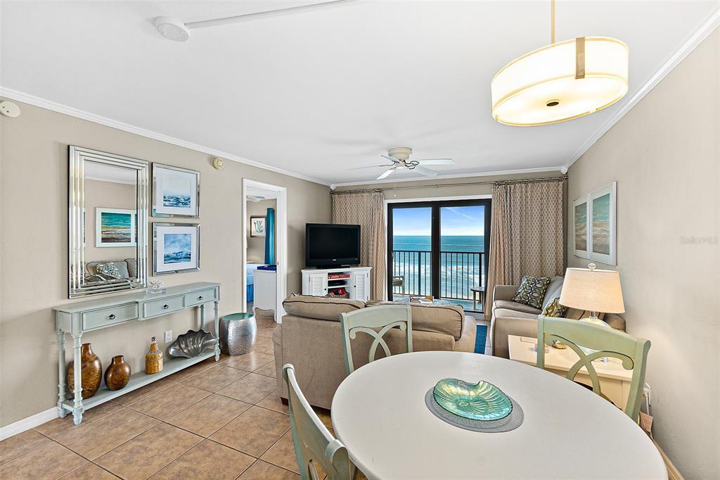 3100 Ocean Shore Blvd in Ormond Beach, FL - Foto de edificio