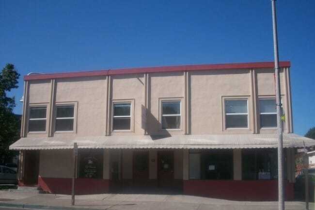 property at 816 Tennant Ave