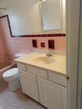 5361 Plumridge Dr, Unit 4 in Cincinnati, OH - Building Photo - Building Photo