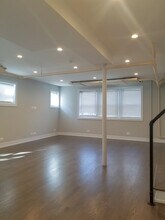 1931 W Winona St, Unit Garden in Chicago, IL - Building Photo - Building Photo