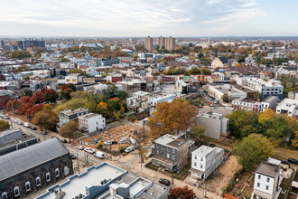 700 N 40th St in Philadelphia, PA - Building Photo - Building Photo