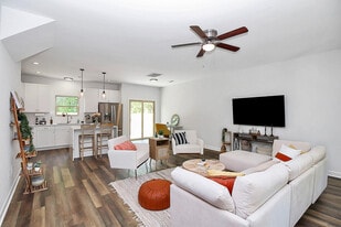 Room in House on Hunters Crossing Ln in Charlotte, NC - Building Photo