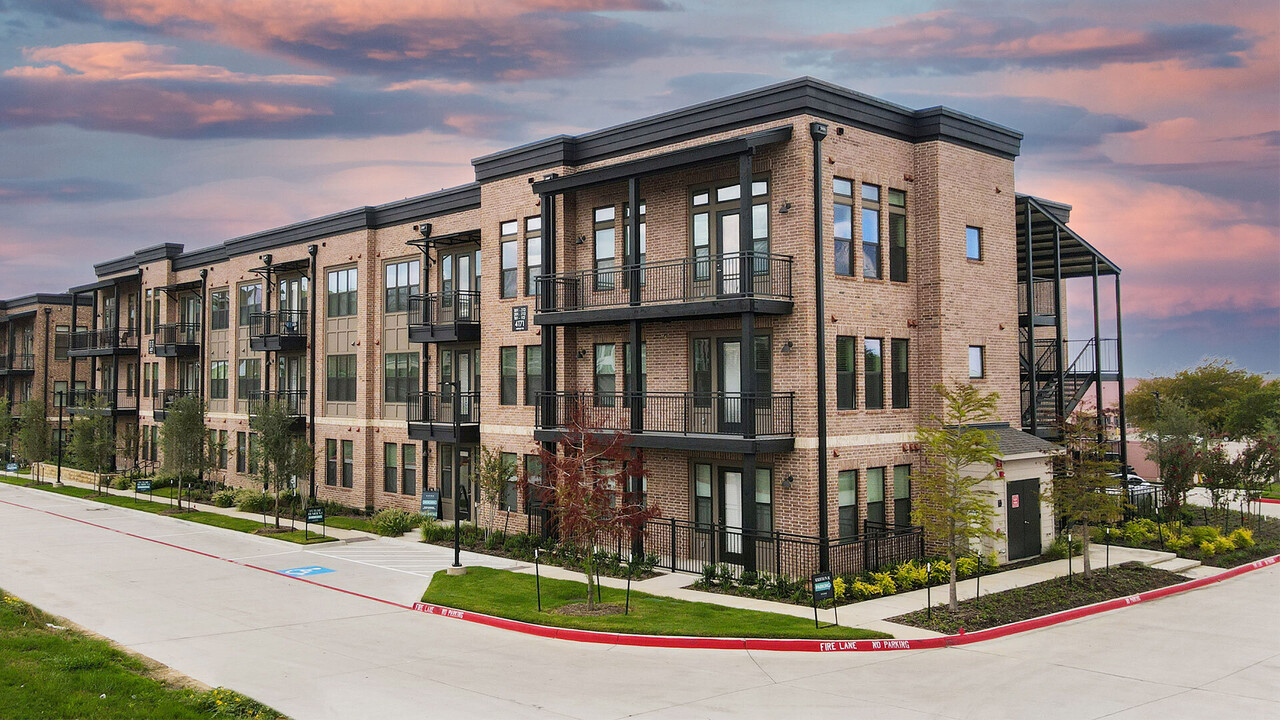 Wylder Square in Carrollton, TX - Foto de edificio