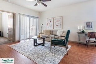 1501 Westpark View Dr in Fort Worth, TX - Building Photo
