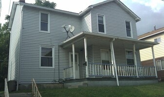 564 Lacock St in Rochester, PA - Building Photo