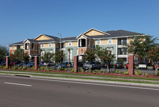 Knights Circle in Orlando, FL - Foto de edificio - Building Photo