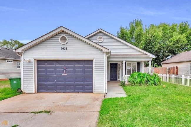 property at 1627 Hallmark Hills Dr