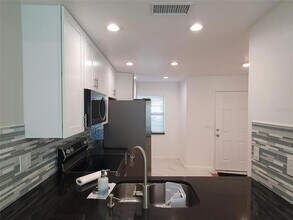 1887 Orange Blvd Way in Palm Harbor, FL - Building Photo - Building Photo