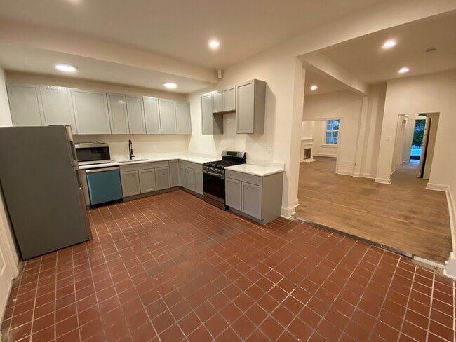 1320 K St SE in Washington, DC - Building Photo - Building Photo