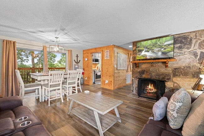 2140 Battle Hill Rd in Pigeon Forge, TN - Building Photo - Building Photo