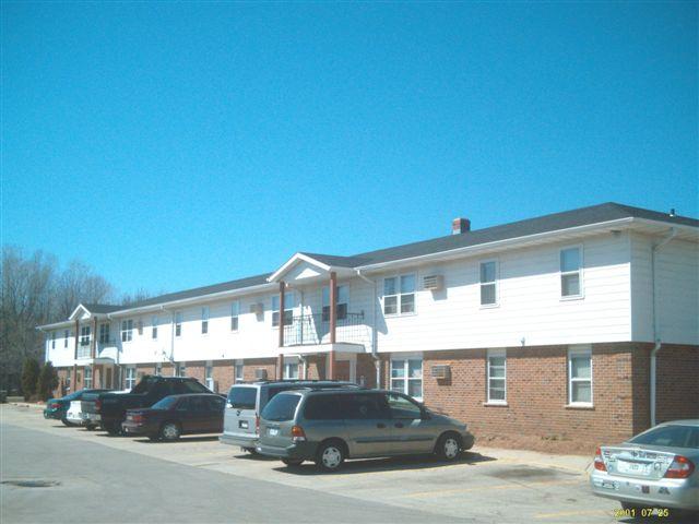 Peters Family Partnership in Green Bay, WI - Foto de edificio - Building Photo