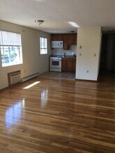 103 Bowers St in Lowell, MA - Building Photo - Building Photo