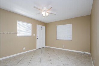 1464 7th St in West Palm Beach, FL - Building Photo - Building Photo