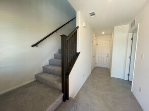 626 Sedum Ave. in Henderson, NV - Building Photo - Building Photo