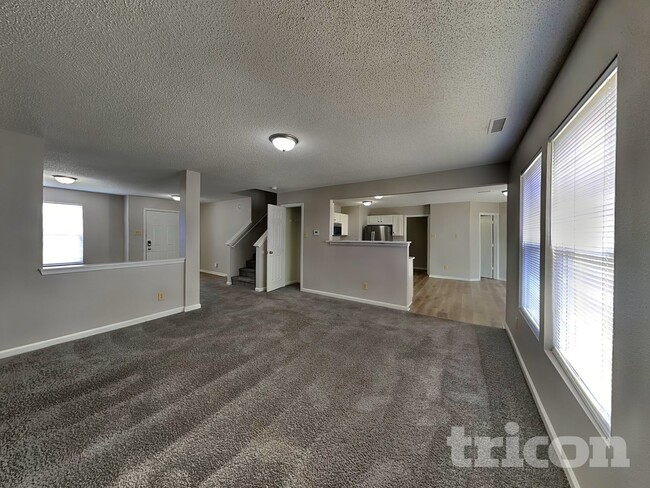 9045 Centenary Ct in Indianapolis, IN - Building Photo - Building Photo