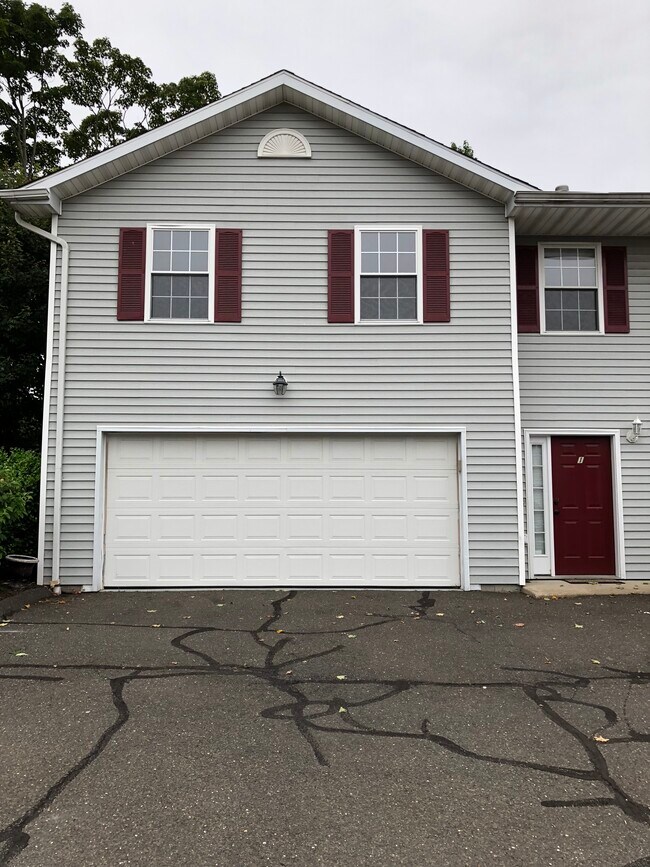 3404 Madison Ave Rentals in Bridgeport, CT