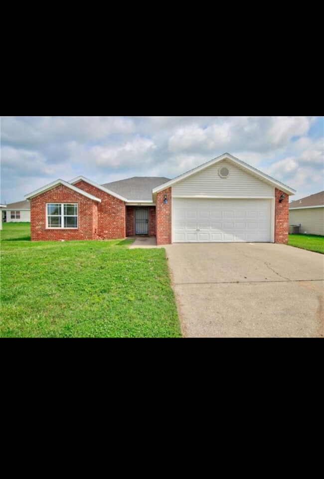property at 808 Almond St SW