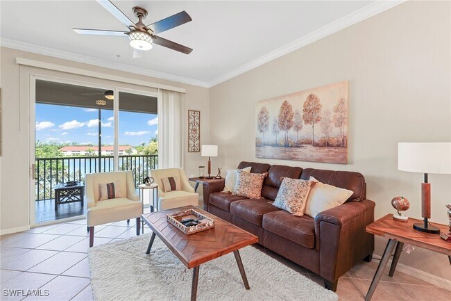 2740 Cypress Trace Cir in Naples, FL - Foto de edificio - Building Photo