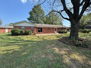 7101 S R St in Fort Smith, AR - Building Photo - Building Photo