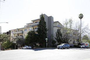 748 Oakland Ave in Oakland, CA - Building Photo