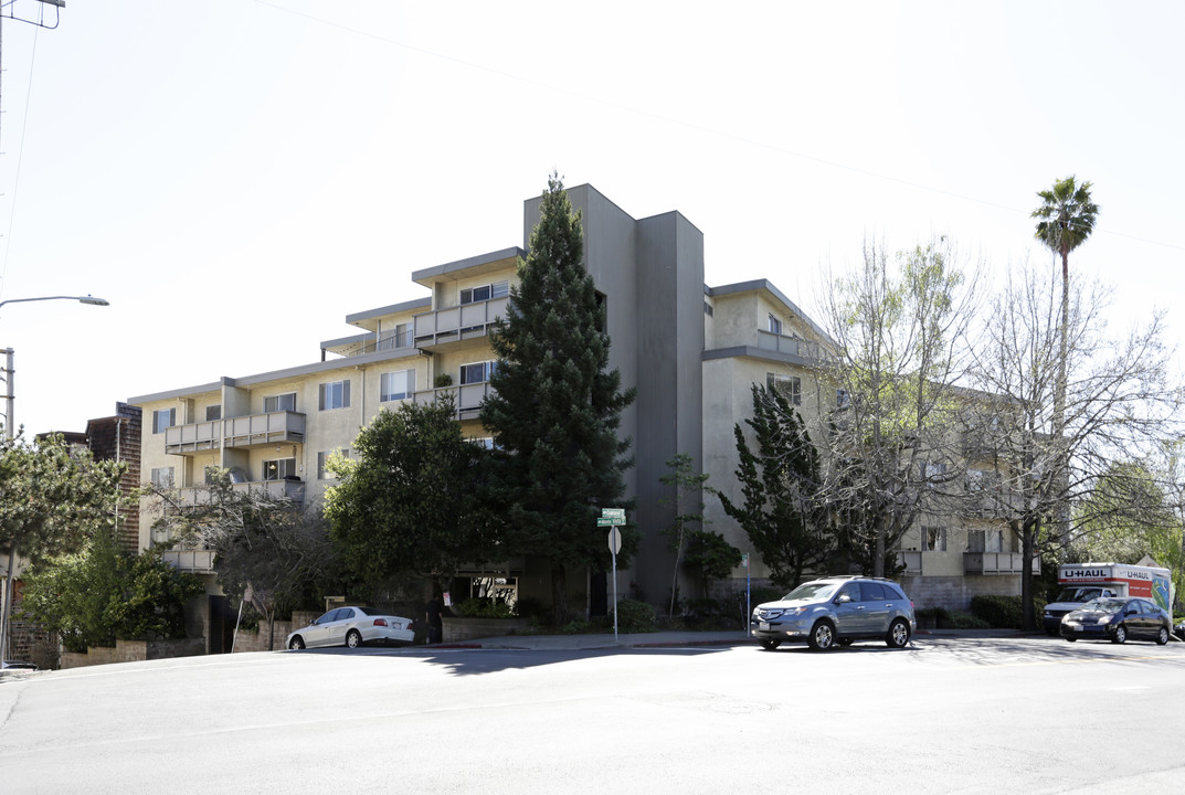 748 Oakland Ave in Oakland, CA - Building Photo
