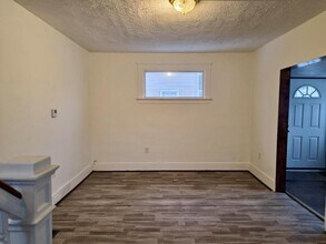 849 Terra Alta St NE in Warren, OH - Building Photo - Building Photo