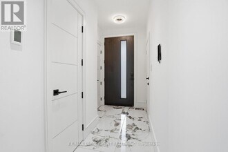 10A Benson Ave in Mississauga, ON - Building Photo - Building Photo