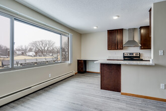 Grand Place Apartments | 1729 in St. Paul, MN - Building Photo - Building Photo