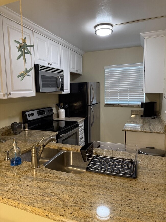 207 Tropic Isle Dr in Delray Beach, FL - Building Photo - Building Photo