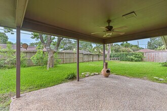 714 Whitecap Dr in El Lago, TX - Building Photo - Building Photo