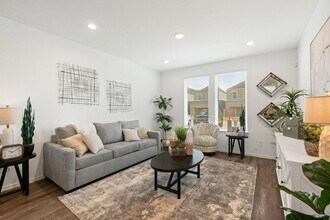 2630 Callahan Springs Ln in Houston, TX - Foto de edificio - Building Photo