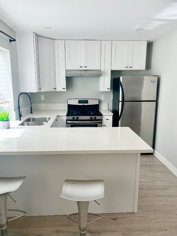 2437 Cochran Ave, Unit 2 in Los Angeles, CA - Building Photo - Building Photo