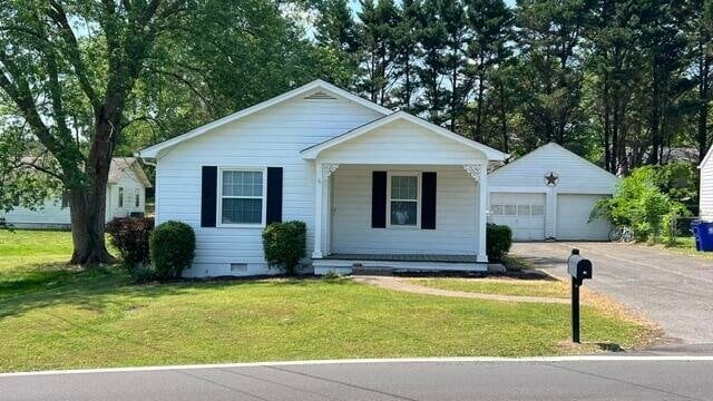 property at 99 Sunset Dr NW