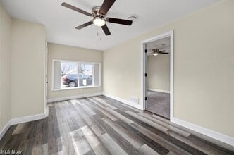 303 Delamere Rd in Vermilion, OH - Building Photo - Building Photo