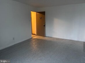 26 Park Ave in Chalfont, PA - Foto de edificio - Building Photo